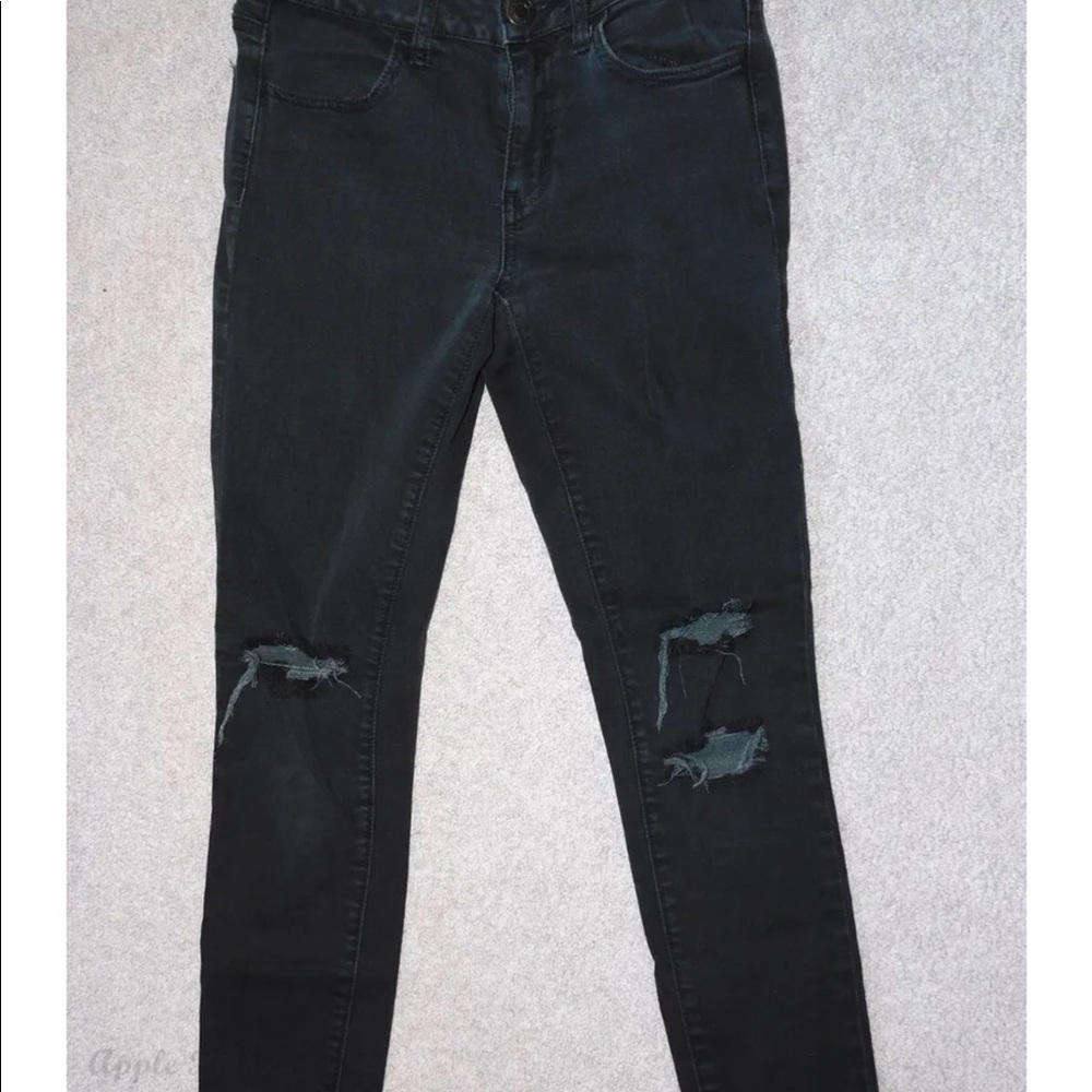 American Eagle Women’s Black Ripped Hi-Rise Jegging Super Stretch Size 2 Reg